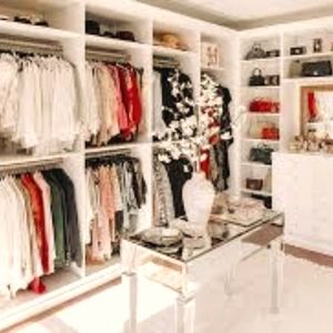 Meet your Posher, Kellie